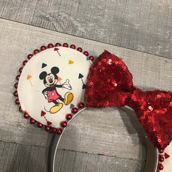 Homemade Disney Mickey Ears - Picture 4 of 7